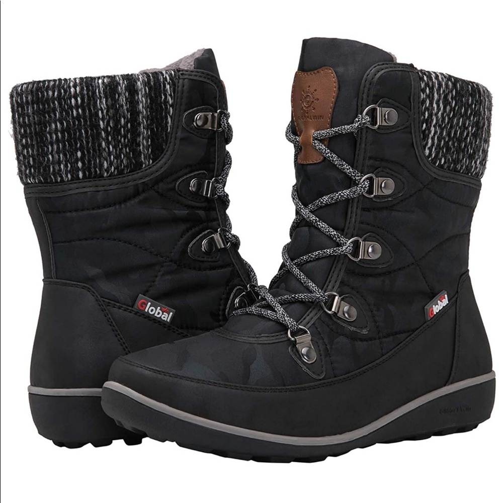 Black Snow Boots Size 11